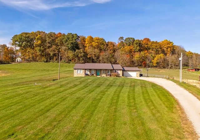 Photo 4 of Single family home for sale at 12905 N Pike Rd, Mount Perry, OH 43760 | MLS# 226040500 | Listing updated on 2026-10-28