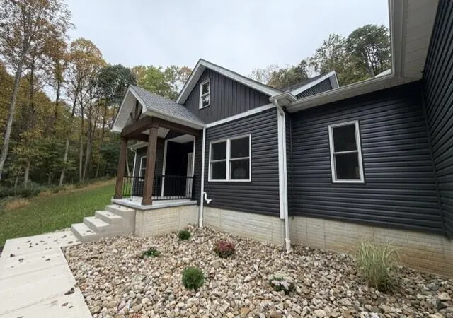Photo 2 of Single family home for sale at 19 Mcgrery Rd SW, Lancaster, OH 43130 | MLS# 226040503 | Listing updated on 2026-10-26