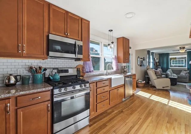 Photo 3 of Single family home for sale at 3508 Grant Ave, Grove City, OH 43123 | MLS# 226040515 | Listing updated on 2026-10-29