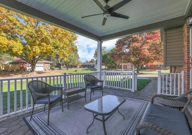 Photo 4 of Single family home for sale at 825 Terrace Dr, Heath, OH 43056 | MLS# 226040813 | Listing updated on 2026-10-27
