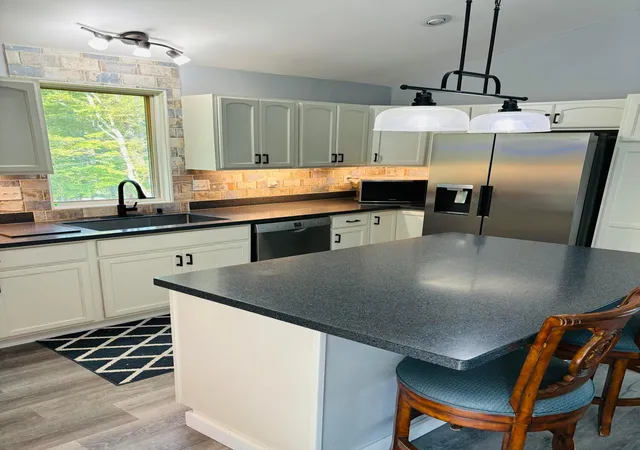 Photo 4 of Single family home for sale at 901 Kato Ct, Sugar Grove, OH 43155 | MLS# 226040545 | Listing updated on 2026-10-24