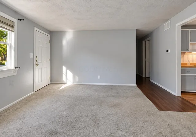 Photo 4 of Single family home for sale at 3696 Hollowcrest Ave, Columbus, OH 43223 | MLS# 226040544 | Listing updated on 2026-10-29