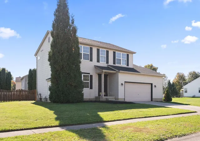 Photo 2 of Single family home for sale at 311 Enos Loomis St, Pataskala, OH 43062 | MLS# 226040558 | Listing updated on 2026-10-28