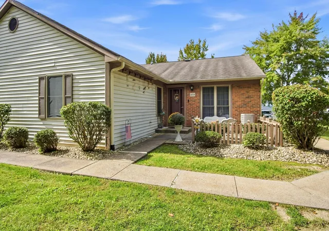 Photo 2 of Condo for sale at 3554 Chesapeake Dr, Zanesville, OH 43701 | MLS# 226040598 | Listing updated on 2026-10-29