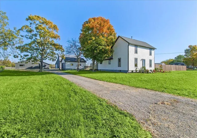 Photo 3 of Single family home for sale at 7588 Stringtown Rd, Mechanicsburg, OH 43044 | MLS# 226040573 | Listing updated on 2026-10-25