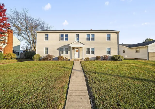 Photo 3 of Sale Pending at 130 Seyfert Ave, Circleville, OH 43113 | MLS# 226040603 | Listing updated on 2026-10-29