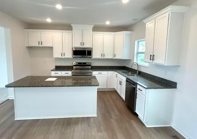Photo 1 of Single family home for sale at 5960 Abernathy Ln, Columbus, OH 43232 | MLS# 226040581 | Listing updated on 2026-10-26