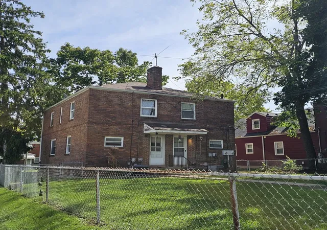 Photo 2 of Townhouse for sale at 767 S Burgess Ave, Columbus, OH 43204 | MLS# 226040696 | Listing updated on 2026-10-26