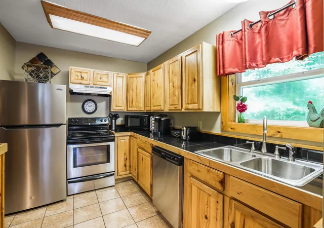 Photo 4 of Single family home for sale at 22474 Big Pine Rd, Laurelville, OH 43135 | MLS# 226040596 | Listing updated on 2026-10-26