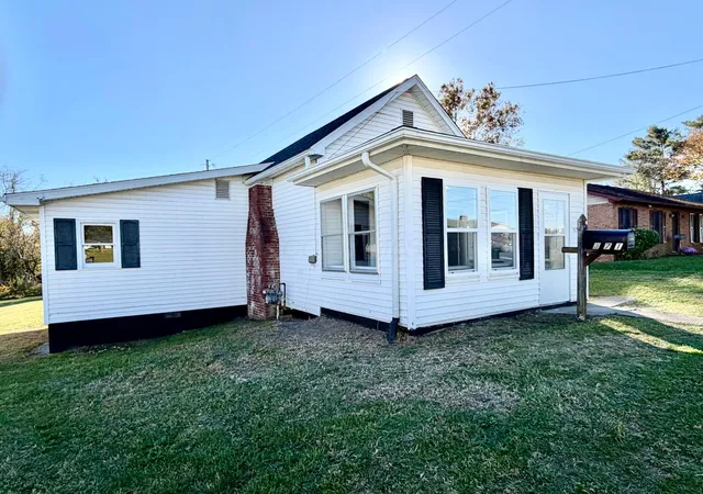 Photo 1 of Single family home for sale at 371 Triumph St, Jackson, OH 45640 | MLS# 226040605 | Listing updated on 2026-10-28