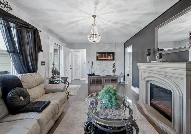 Photo 4 of Single family home for sale at 2282 Carper St, Lancaster, OH 43130 | MLS# 226040900 | Listing updated on 2026-10-28