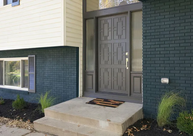 Photo 4 of Single family home for sale at 999 Norway Dr, Columbus, OH 43221 | MLS# 226040713 | Listing updated on 2026-10-30