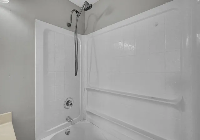 Photo 3 of Single family home for sale at 597 E George St, Marion, OH 43302 | MLS# 226040622 | Listing updated on 2026-10-28