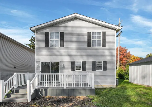 Photo 4 of Single family home for sale at 597 E George St, Marion, OH 43302 | MLS# 226040622 | Listing updated on 2026-10-28