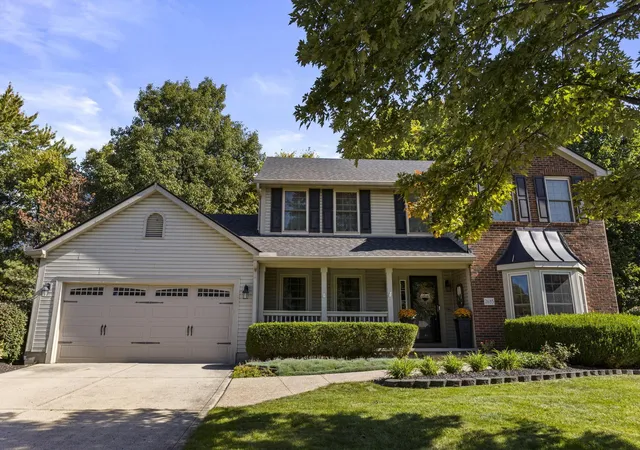 Photo 2 of Single family home for sale at 2685 Woods, Grove City, OH 43123 | MLS# 226041068 | Listing updated on 2026-10-30