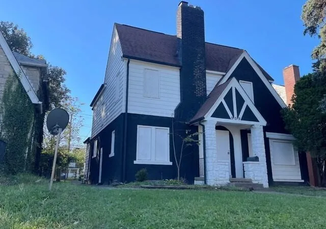 Photo 1 of Single family home for sale at 959 Kelton Ave, Columbus, OH 43206 | MLS# 226040637 | Listing updated on 2026-10-26