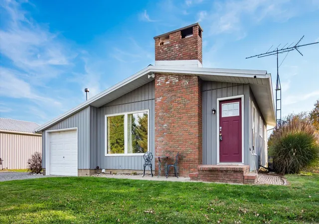 Photo 1 of Single family home for sale at 2250 Three Towers Rd, Chandlersville, OH 43727 | MLS# 226041069 | Listing updated on 2026-10-29