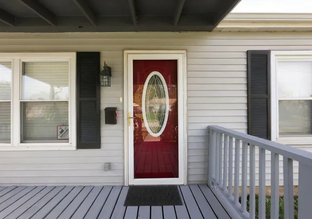 Photo 3 of Single family home for sale at 2809 Gibson Dr, Columbus, OH 43207 | MLS# 226040973 | Listing updated on 2026-10-28