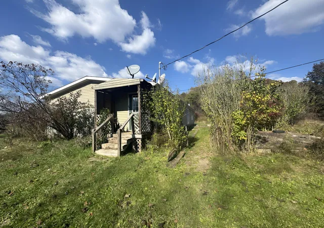 Photo 2 of Single family home for sale at 6897 Sherrard Rd, Cambridge, OH 43725 | MLS# 226040656 | Listing updated on 2026-10-26