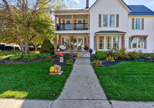 Photo 3 of Single family home for sale at 930 Jefferson St, Greenfield, OH 45123 | MLS# 226040711 | Listing updated on 2026-10-29