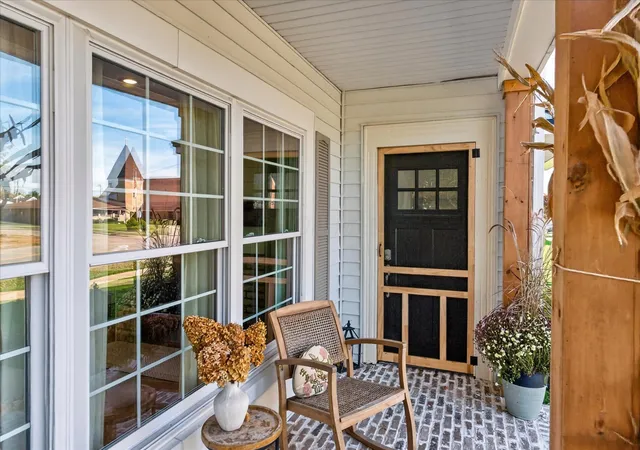 Photo 4 of Single family home for sale at 930 Jefferson St, Greenfield, OH 45123 | MLS# 226040711 | Listing updated on 2026-10-29