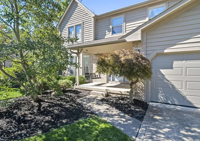 Photo 2 of Single family home for sale at 7357 Palmleaf Ln, Columbus, OH 43235 | MLS# 226040703 | Listing updated on 2026-10-30