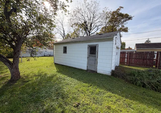 Photo 4 of Single family home for sale at 4521 Saint Margaret Ln, Columbus, OH 43213 | MLS# 226040718 | Listing updated on 2026-10-28