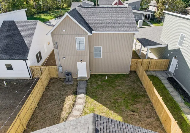 Photo 3 of Sale Pending at 1650 Kohr Pl #1648, Columbus, OH 43211 | MLS# 226040746 | Listing updated on 2026-10-27