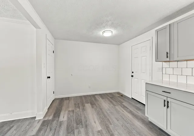 Photo 4 of Single family home for sale at 5319 Parkline Dr E, Columbus, OH 43232 | MLS# 226040884 | Listing updated on 2026-10-27