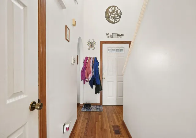Photo 4 of Single family home for sale at 7523 Braeburn Ct, Blacklick, OH 43004 | MLS# 226040786 | Listing updated on 2026-10-30
