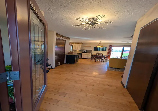 Photo 2 of Single family home for sale at 1420 Redwood Dr NE, Lancaster, OH 43130 | MLS# 226040760 | Listing updated on 2026-10-28