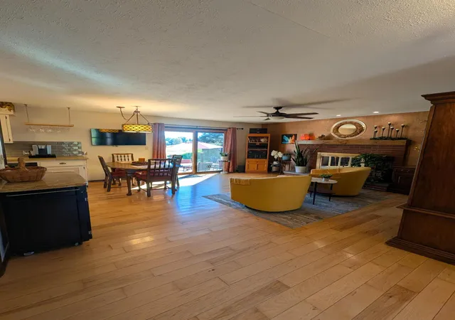 Photo 3 of Single family home for sale at 1420 Redwood Dr NE, Lancaster, OH 43130 | MLS# 226040760 | Listing updated on 2026-10-28
