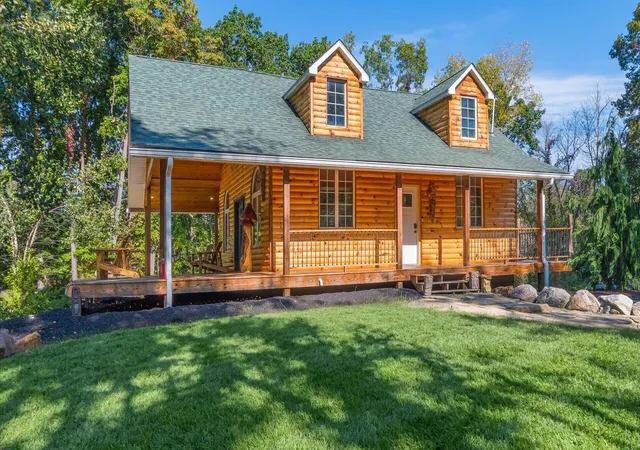 Photo 2 of Single family home for sale at 19462 Kansas Rd, Quaker City, OH 43773 | MLS# 226040780 | Listing updated on 2026-10-27