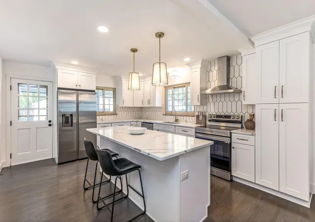 Photo 3 of Single family home for sale at 1761 Wyandotte Rd, Columbus, OH 43212 | MLS# 226040787 | Listing updated on 2026-10-28