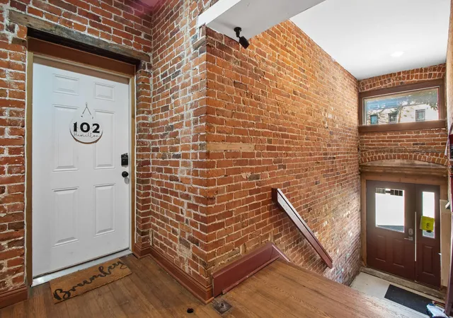 Photo 3 of Condo for sale at 102 Hamilton Ave, Columbus, OH 43203 | MLS# 226040795 | Listing updated on 2026-10-29