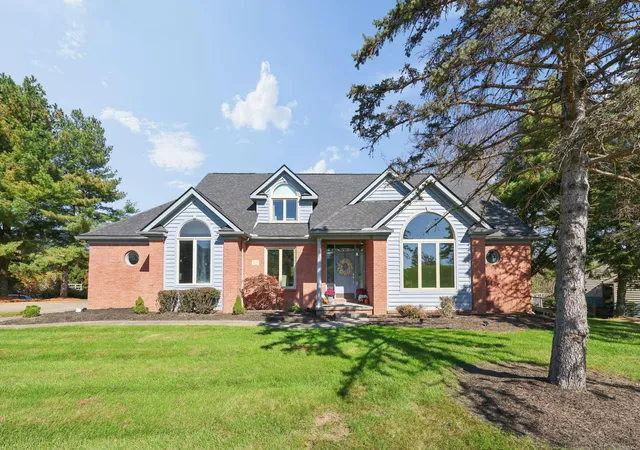 Photo 1 of Single family home for sale at 391 Bryn Du Dr, Granville, OH 43023 | MLS# 226040863 | Listing updated on 2026-10-30