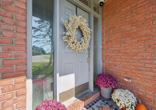 Photo 4 of Single family home for sale at 391 Bryn Du Dr, Granville, OH 43023 | MLS# 226040863 | Listing updated on 2026-10-30
