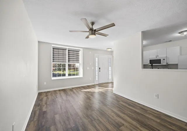 Photo 3 of Condo for sale at 7004 Gallant Fox Dr #11, New Albany, OH 43054 | MLS# 226041065 | Listing updated on 2026-10-28