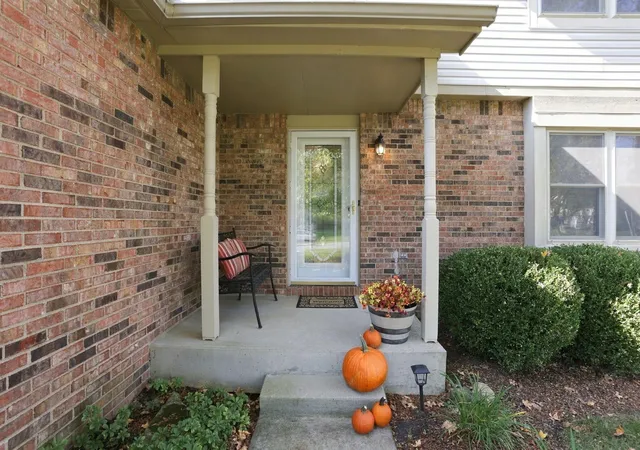 Photo 3 of Single family home for sale at 209 Cherrystone Dr N, Columbus, OH 43230 | MLS# 226041090 | Listing updated on 2026-10-30