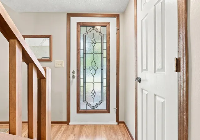 Photo 4 of Single family home for sale at 209 Cherrystone Dr N, Columbus, OH 43230 | MLS# 226041090 | Listing updated on 2026-10-30