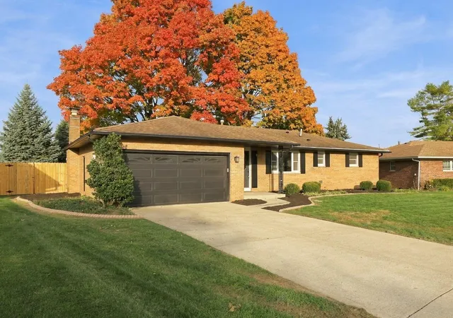 Photo 1 of Single family home for sale at 1242 Bradshire Dr, Columbus, OH 43220 | MLS# 226041080 | Listing updated on 2026-10-29