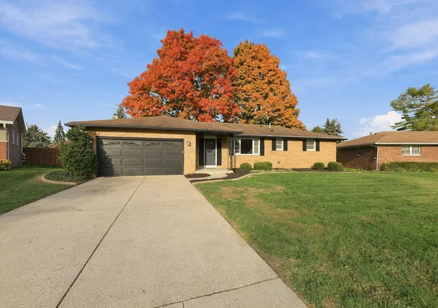 Photo 3 of Single family home for sale at 1242 Bradshire Dr, Columbus, OH 43220 | MLS# 226041080 | Listing updated on 2026-10-29