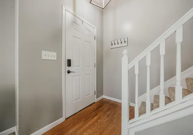 Photo 3 of Single family home for sale at 177 Chestnut Ests Dr, Commercial Point, OH 43116 | MLS# 226041038 | Listing updated on 2026-10-28