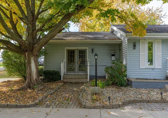 Photo 3 of Single family home for sale at 344 Westwood Dr SW, Washington Court House, OH 43160 | MLS# 226040881 | Listing updated on 2026-10-27