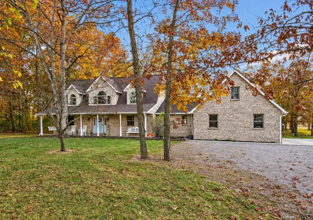 Photo 1 of Single family home for sale at 19085 W Darby Rd, Marysville, OH 43040 | MLS# 226040948 | Listing updated on 2026-10-28