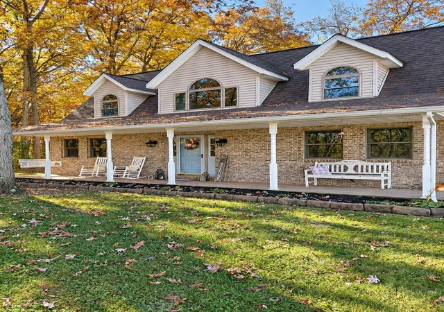 Photo 3 of Single family home for sale at 19085 W Darby Rd, Marysville, OH 43040 | MLS# 226040948 | Listing updated on 2026-10-28