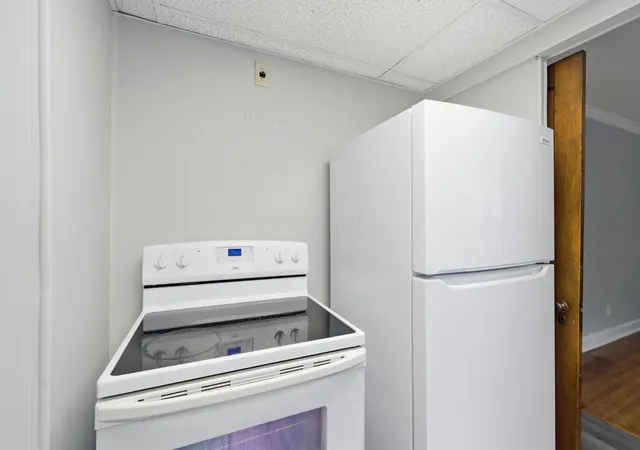 Photo 4 of Single family home for sale at 857 Sheridan Ave, Columbus, OH 43209 | MLS# 226040964 | Listing updated on 2026-10-28