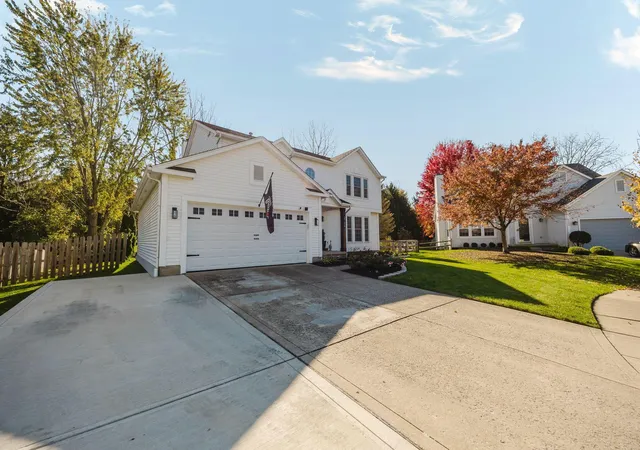 Photo 2 of Single family home for sale at 2755 Quailview Ln, Hilliard, OH 43026 | MLS# 226041056 | Listing updated on 2026-10-30