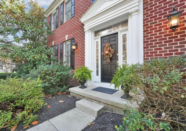 Photo 3 of Single family home for sale at 4854 Belfield Dr, Dublin, OH 43016 | MLS# 226041093 | Listing updated on 2026-10-30