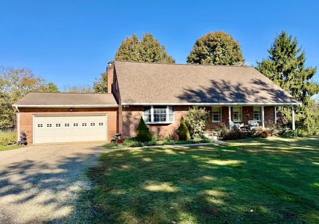 Photo 4 of Single family home for sale at 141 Delano Rd, Chillicothe, OH 45601 | MLS# 226041003 | Listing updated on 2026-10-30